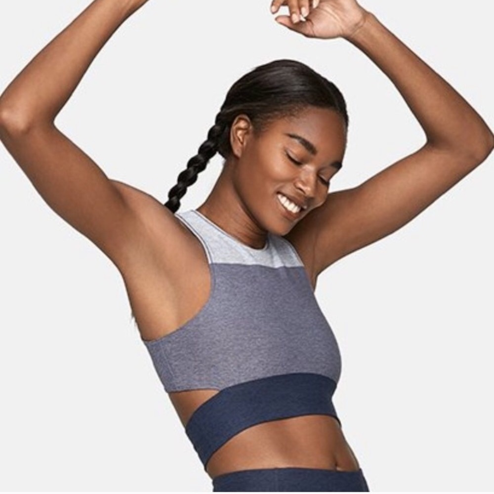 Tri-Tone Slashback Longline Sports Bra Crop